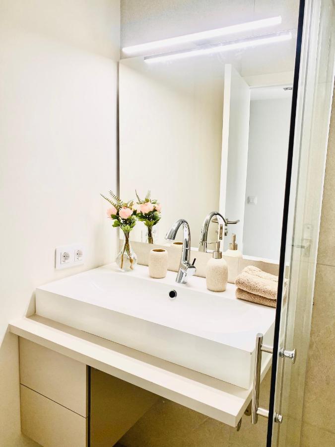 Hotel Apartment With 2-En Suite Bedrooms 帕爾馬 外观 照片